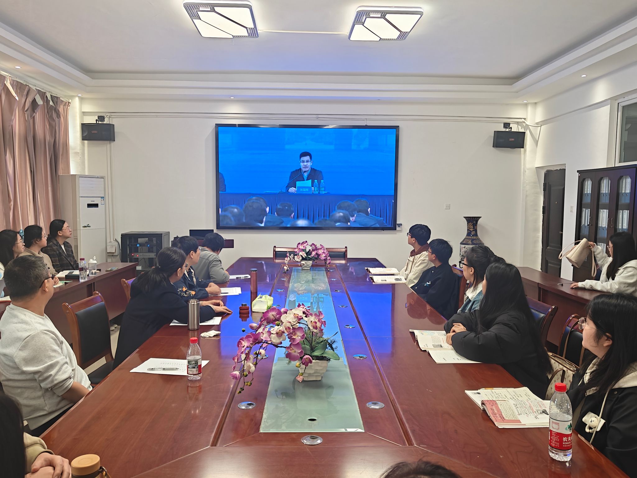 历史与档案学院组织参加2026年高校实验室安全工作线上直播培训